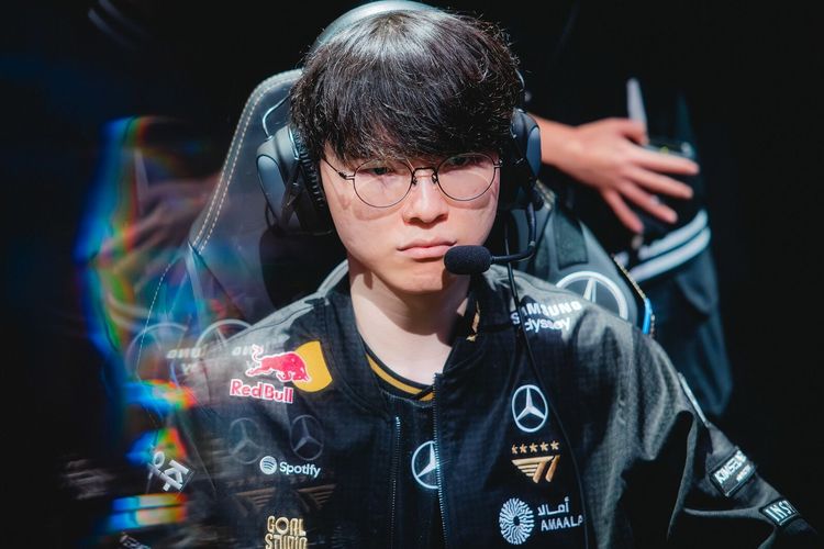 Atlet E-sports 