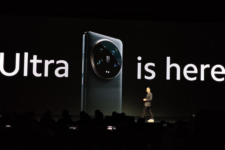 Xiaomi 14 Ultra kini resmi meluncur secara global lewat acara peluncuran yang digelar di Barcelona, Spanyol, Minggu (25/2/2024).  Ponsel ini dibekali kamera racikan produsen kamera Leica.