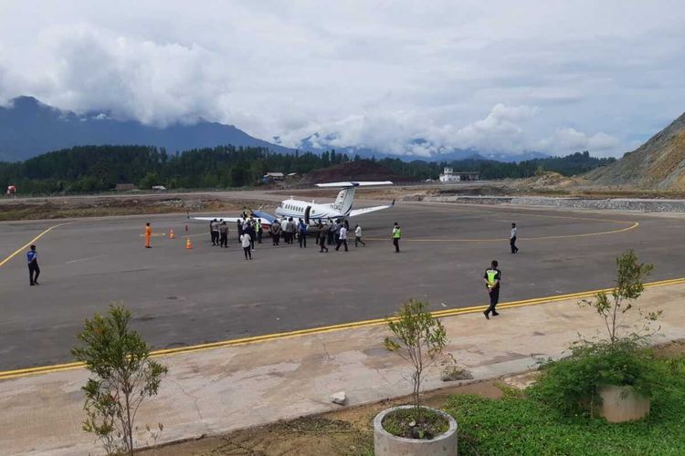 Pesawat Kalibrasi Hawker 900 XP milik Direktorat Jenderal Perhubungan Udara Kementerian Perhubungan RI sukses mendarat di Bandara Buntu Kunik di Kecamatan Mengkendek, Tana Toraja, Sulawesi Selatan, Rabu (13/8/2020).