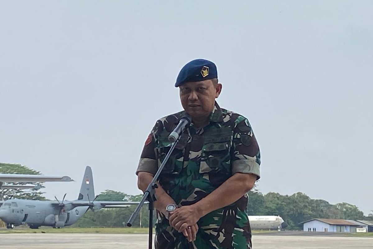 Kepala Dinas Penerangan TNI AU (Kadispenau) Marsekal Pertama R Agung Sasongkojati saat konferensi pers di Lanud Halim Perdanakusuma, Jakarta Timur, Jumat (17/11/2023).