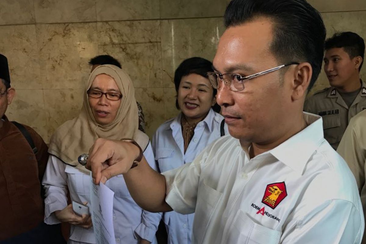 Profil Iwan Sumule, Aktivis Demokrasi yang Jadi Wakil II Badan Percepatan Pengentasan Kemiskinan
