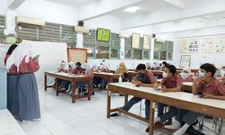 Sekolah Swasta Ikut PPDB 2022, Disdik Jabar Imbau Yayasan Akomodasi Masyarakat dari Ekonomi Tak Mampu
