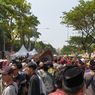 Hadiri Acara Perpisahan Ganjar, Warga Luar Kota Semarang Rela Rogoh Kocek Pribadi untuk Sewa Bus