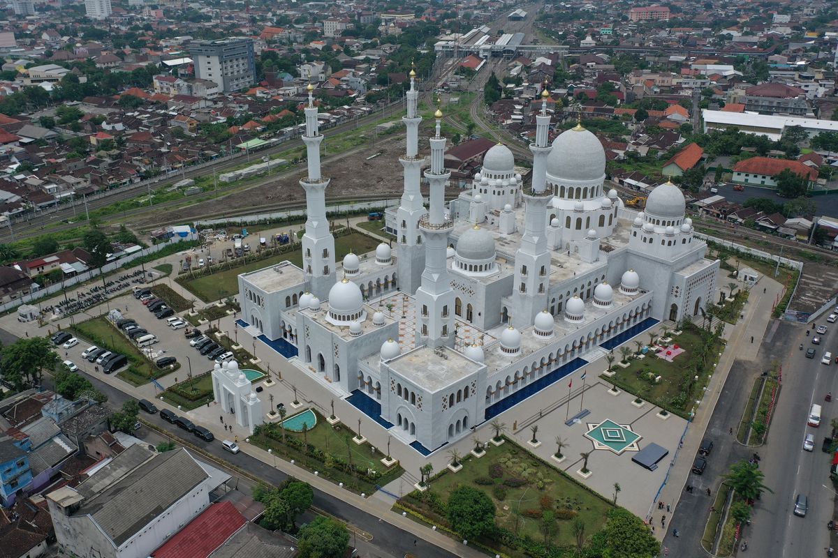 Ilustrasi Masjid Raya Sheikh Zayed di Solo garapan PT Waskita Karya (Persero) Tbk.