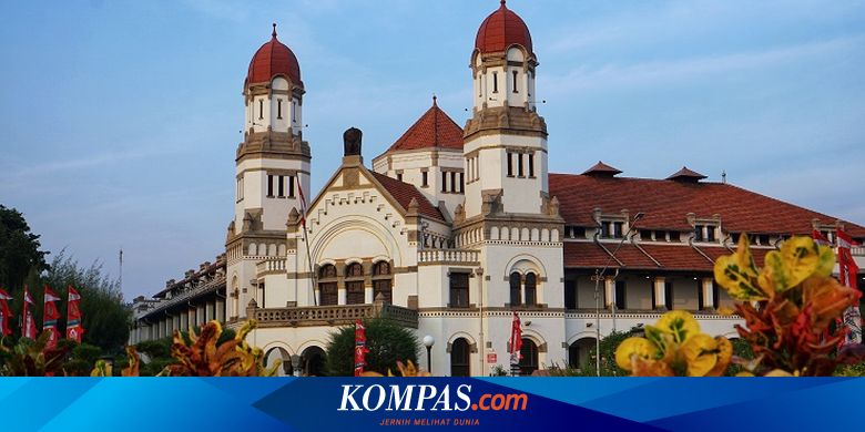Wisata Ke Lawang Sewu Semarang Pengunjung Bisa Foto Pakai Kimono Halaman All Kompas Com