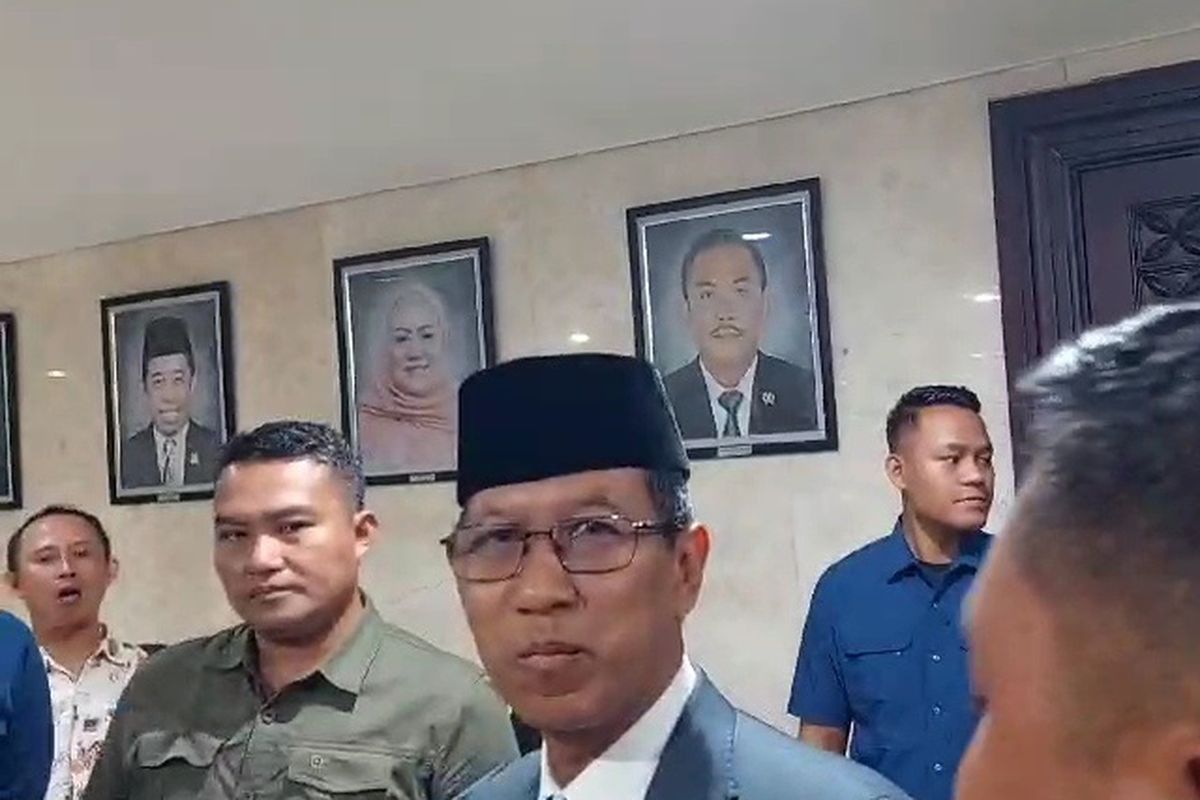 Pj Gubernur DKI Jakarta Heru Budi Hartono saat ditemui di Gedung DPRD DKI Jakarta, Rabu (6/12/2023).