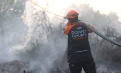 Respons Cepat Karhutla di Kalbar, Tim DMC Domper Dhuafa Bantu Padamkan Titik Api