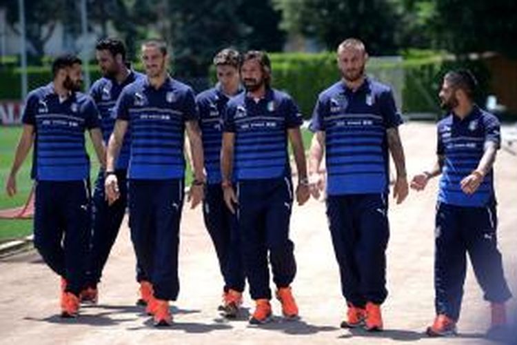 Sejumlah pemain tim nasioal Italia berlatih di Florence. 