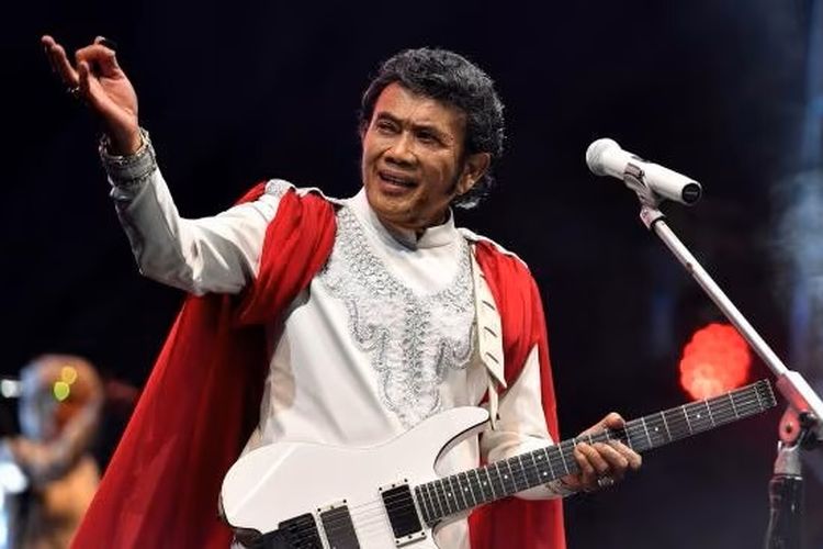 Rhoma Irama adalah salah satu musisi yang secara terbuka membebaskan lagu-lagunya dinyanyikan orang lain tanpa royalti.