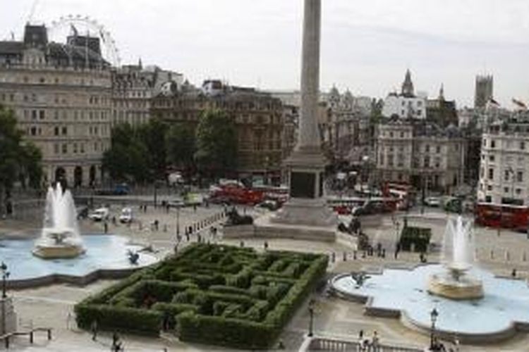 Taman labirin di Trafalgar Square.