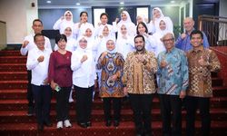 Lepas Keberangkatan 21 Perawat ke Singapura, Menaker Ida Sampaikan Pesan Ini