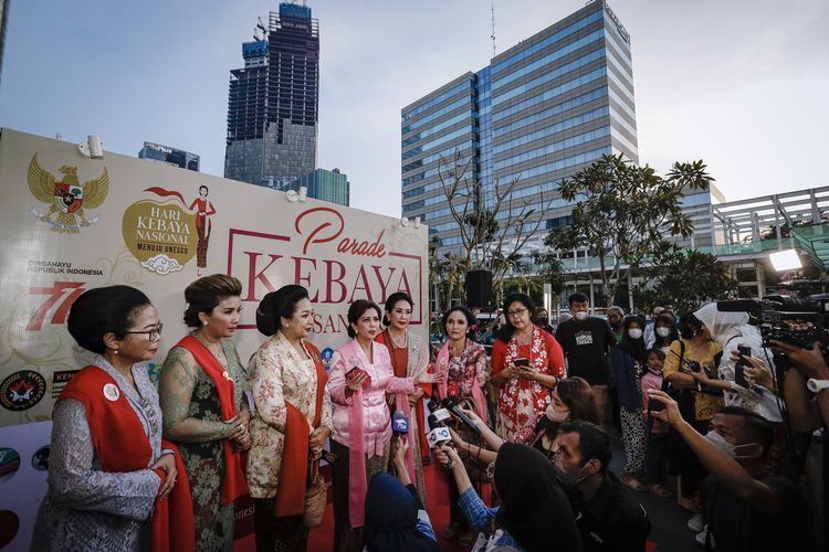 Parade Kebaya Nusantara di Sarinah