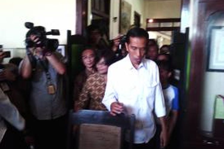 Jokowi saat mengunjungi museum Ki Hajar Dewantara, Yogyakarta, Sabtu (3/5/2014).
