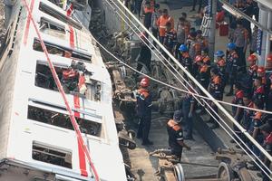 Mensos Data Keluarga Korban Stasiun Bekasi Timur Guna Salurkan Bantuan