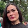 Iis Dahlia Menangis karena Permintaan Devano, Sebut Netizen Indonesia Paling Gahar