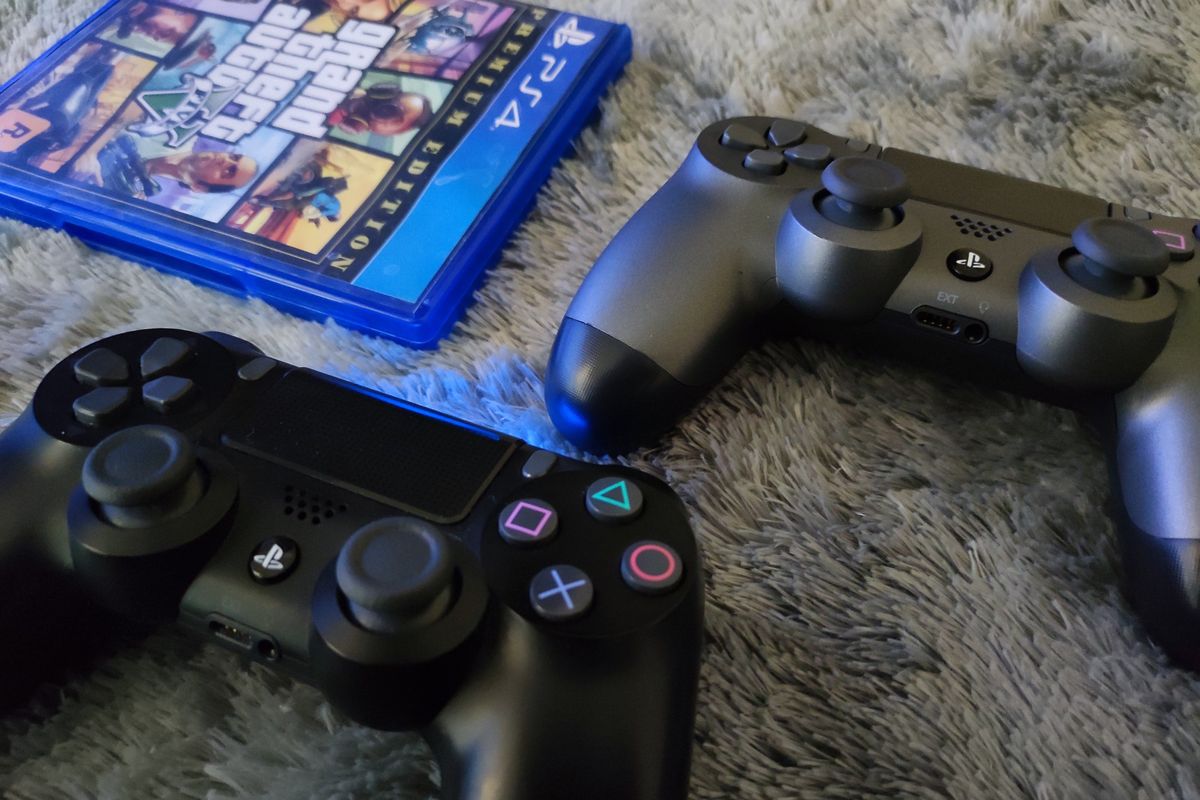 Ilustrasi controller Dualshock 4 untuk PS4.