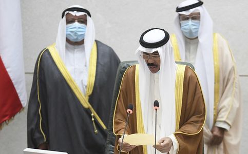 Kuwait’s New Emir Sworn In, Commits to “Democratic Approach”