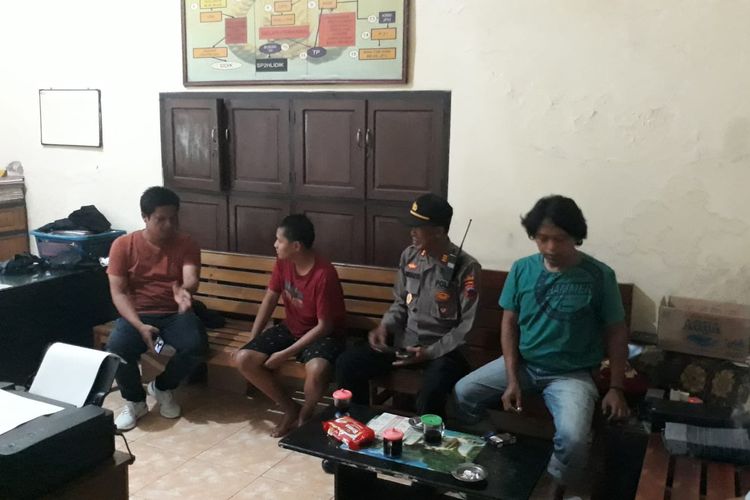 GN seorang pelajar di Purworejo saat memberikan klarifikasi di Mapolsek setempat setelah status WA nya tentang klitih viral