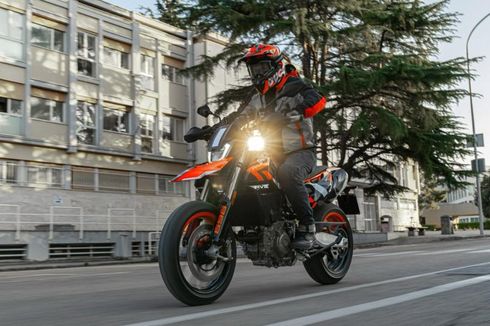 Ducati Hypermotard 698 Siap Masuk ke Indonesia, Meluncur April 2024