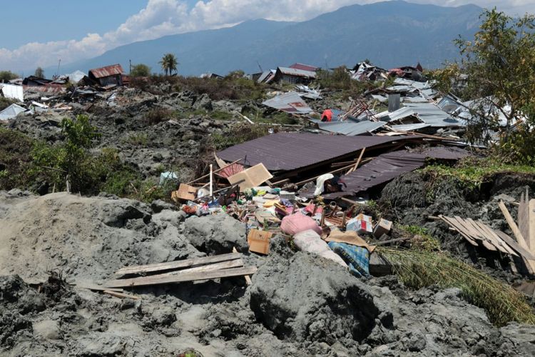 Kondisi Kelurahan Petobo, Kecamatan Palu Selatan, Kota Palu, Sulawesi Tengah, yang terendam lumpur yang keluar dari perut bumi pasca-gempa bermagnitudo 7,4 pada Jumat (28/9/2018).