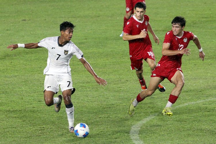 Link Live Streaming Indonesia vs Uzbekistan Malam Ini, Kick Off 19.30 WIB