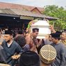 Ribuan Warga Iringi Pemakaman Buya Syakur