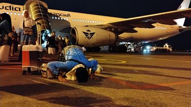 Kloter Pertama Haji Tiba di Juanda, Satu Jemaah Meninggal di Arab Saudi