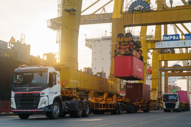 Arus Barang Tembus 2,83 Juta TEUs, IPC TPK Dorong Efisiensi Logistik Nasional