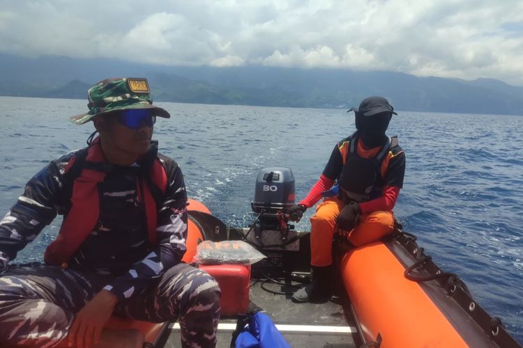 Tim SAR gabungan lakukan pencarian seorang nelayan di Kabupaten Ende