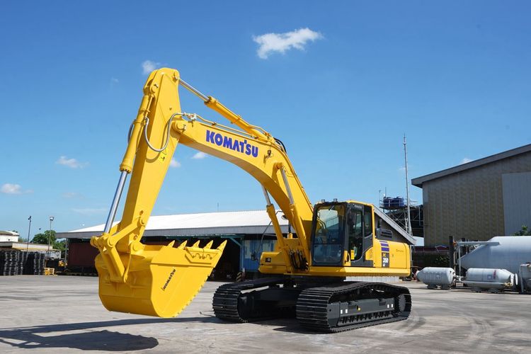 Ekskavator Komatsu kelas 30 Ton yang dirilis UNTR sebagai dustributor utama. 