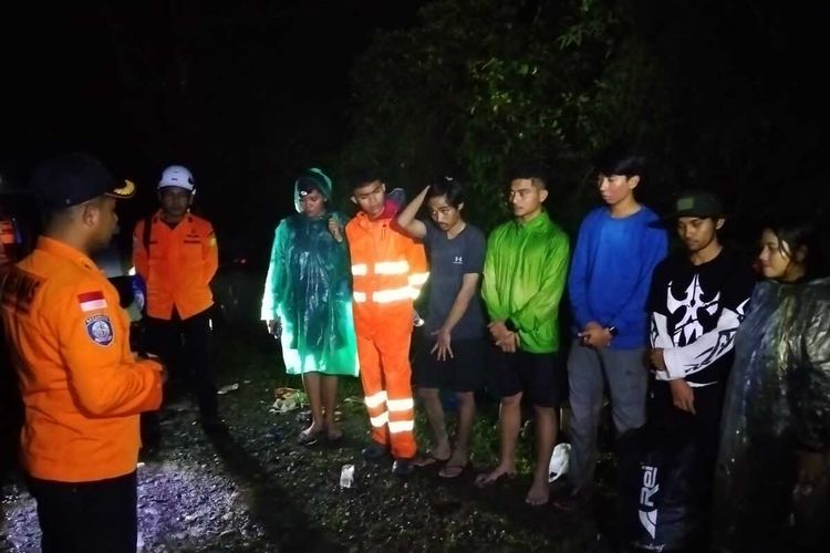 Pendaki Puncak Simalopu Mengaku Di-Bully, Ada yang Sampai Depresi Mau Bunuh Diri