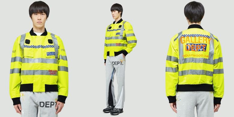 Jaket bomber terbaru dari Gallery Dept yang mirip dengan rompi polisi.