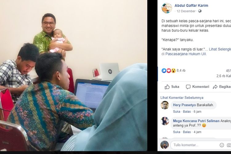 Tangkapan layar dari sebuah foto yang memerlihatkan seorang dosen UGM tengah menggendong bayi.

