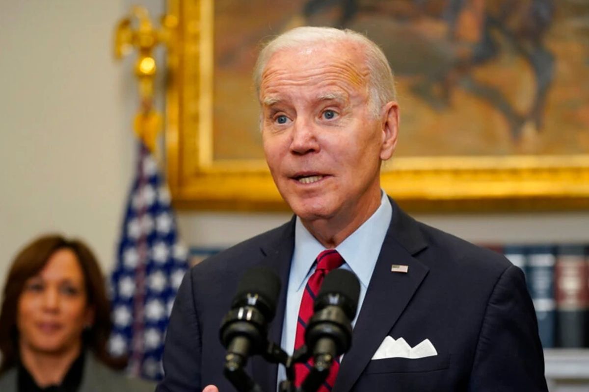 Presiden AS Joe Biden berbicara dalam konferensi pers di Gedung Putih, Washington, pada Kamis (5/1/2023). Dengan sisa beberapa hari sebelum Amerika Serikat terancam gagal membiayai berbagai kewajiban finansialnya, Presiden AS Joe Biden mengomentari negosiasi kenaikan plafon utang dari Rose Garden di Gedung Putih. Pada Kamis (25/5/2023), dia bersikeras menyatakan AS tidak akan ada default alias kondisi gagal bayar.