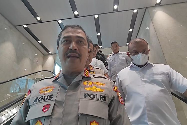 Kabareskrim Polri Komjen Agus Andrianto saat ditemui di Gedung DPR, Senayan, Jakarta Pusat, Rabu (12/4/2023). 