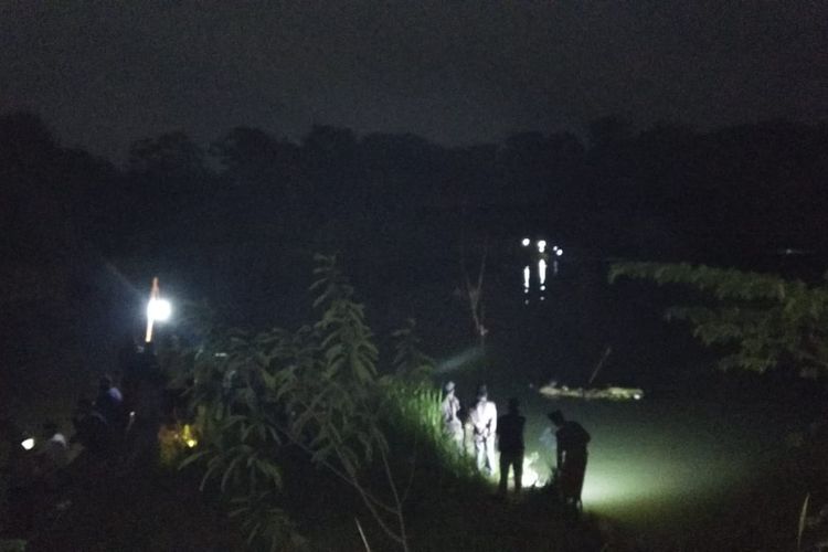 Dua anak dilaporkan tenggelam saat berenang di bekas galian pasir di Desa Panongan, Kabupaten Tangerang, Banten, Kamis (15/9/2022)