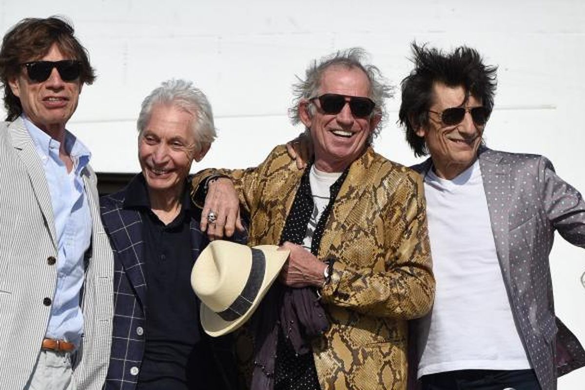 Band The Rolling Stones (dari kiri ke kanan) Mick Jagger, Charlie Watts, Keith Richards, dan Ron Wood, tiba di Montevideo, Uruguay, pada 1 Februari 2016. Band ini menggelar konser di negara itu sebagai bagian dari rangkaian America Latina Ole Tour mereka. 