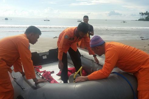 Basarnas Nias Cari Pekerja Menara yang Terseret Ombak saat Mandi