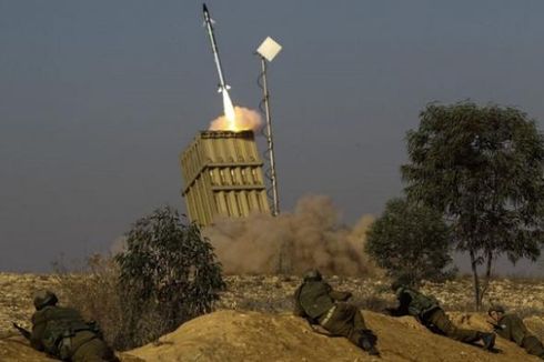 Bagaimana Sistem Iron Dome Israel Hadang Roket-roket Palestina?