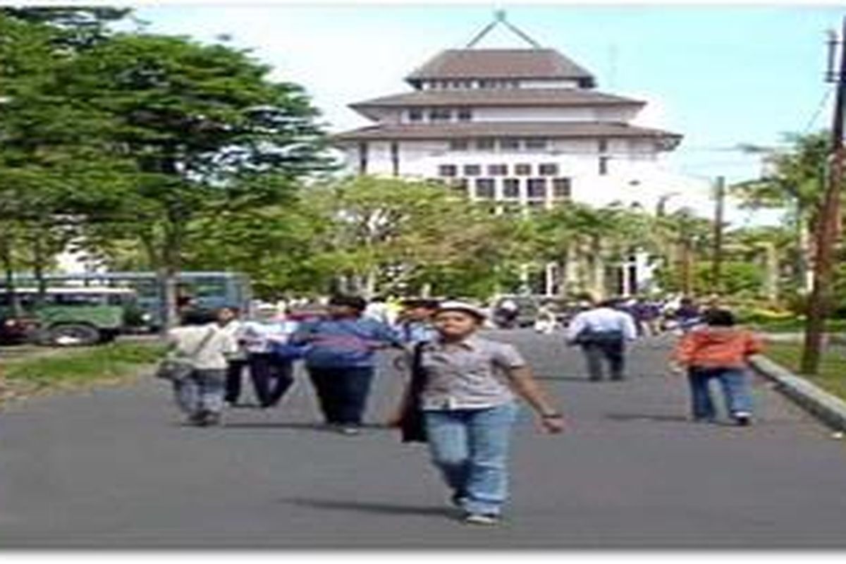 Universitas Brawijaya (Unibraw) Malang.