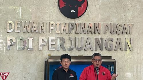 Baliho Ganjar-Mahfud Dicopot, PDI-P Duga Ada Pihak yang Khawatir dan Ketakutan