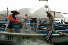 Nelayan Jakarta Utara Hadapi Pencemaran Laut akibat Limbah Industri