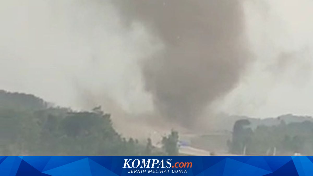 Angin Puting Beliung Terjang Sumedang, Videonya Viral