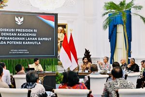 Pakar ke Prabowo: 'Water Bombing' Tidak Efektif untuk Karhutla di Lahan Gambut