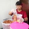 Dari Usaha Keripik Pisang, Wanita Ini Sekolahkan 5 Anak hingga Perguruan Tinggi