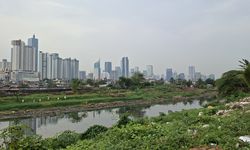 Pemerintah Atur Jarak Bangunan dari Sungai, Ini Ketentuannya