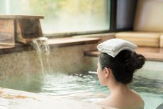 Wajib Berendam Tanpa Busana, 7 Aturan Masuk Onsen di Jepang