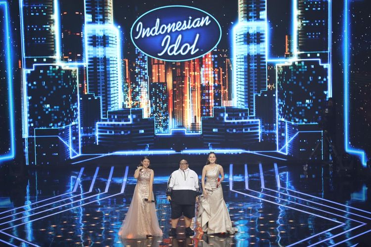 Tiara tampil bersama Saykoji dan Nella Kharisma di malam Result and Reunion Show Indonesian Idol X di Studio RCTI, Kebon Jeruk, Jakarta Barat, Senin (2/3/2020).