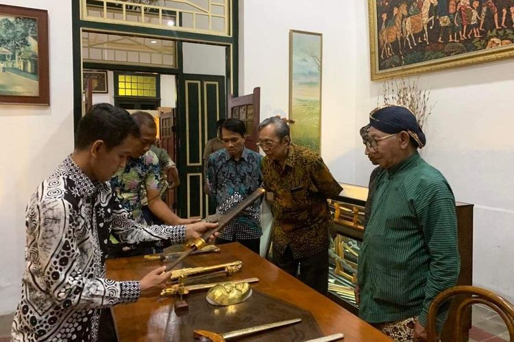 Resto dan Galeri Poenakawan di Jalan Ahmad Dahlan Yogyakarta, Kamis (15/9) petang.