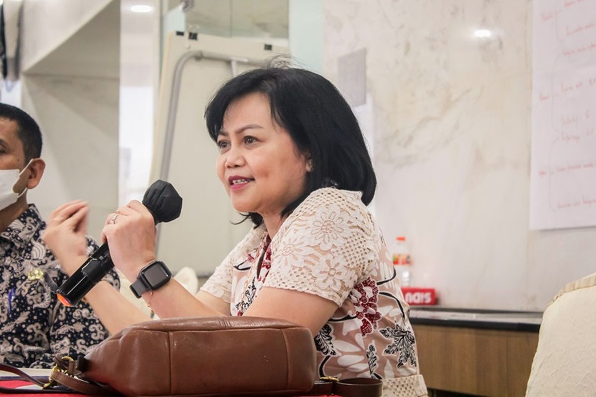 Kepala Bapenda Provinsi Jakarta Lusiana Herawati mengajak seluruh wajib pajak untuk memanfaatkan pemberian insentif pembebasan PBB-P2 Tahun 2024. 